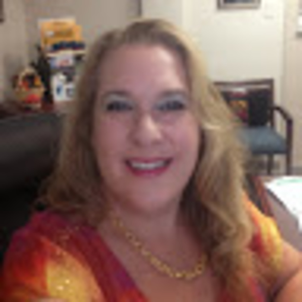 Meet your Posher, Angela